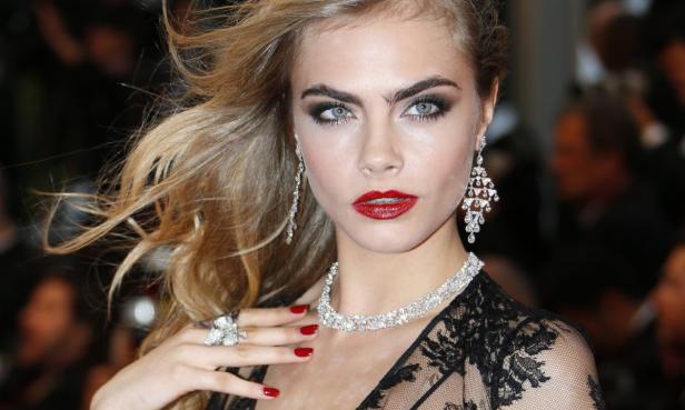 Cara Delevingne lästert über die Modeszene