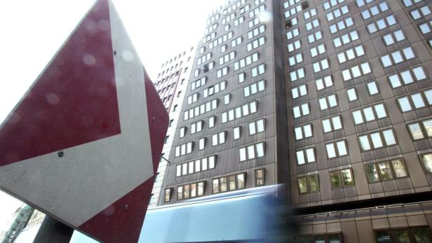 Deutsche Bank hofierte Salzburger Beamte