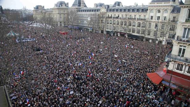 Paris: 1,5 Millionen bei Gedenkmarsch