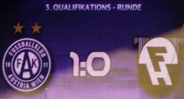 Spielstand 1:0 im Qualifikationsspiel zwischen Austria Wien und einem unbekannten Verein.