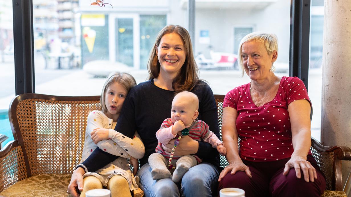 Serise Partnersuche fr die Generation 50plus. Finden Sie in der 50plus-Treff Community interessante und kultivierte LovelyDays. 59 Jahre. Mdling Partnersuche fr Senioren im 50plus-Treff