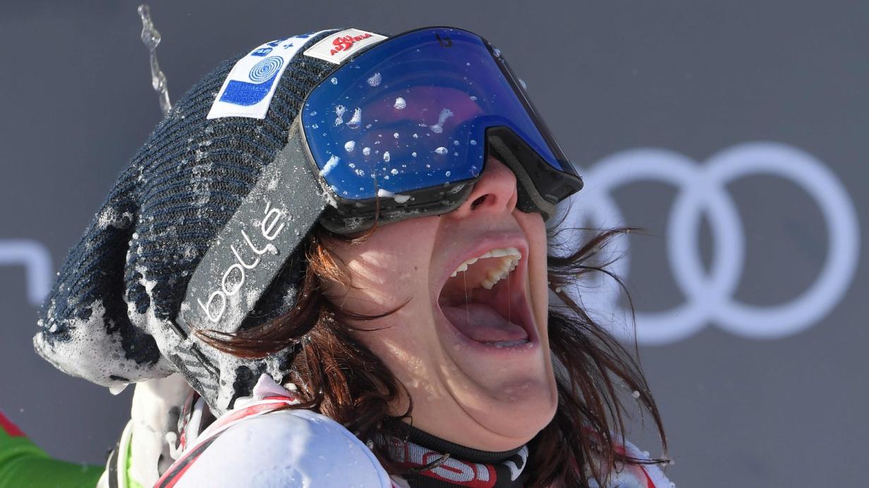 Ramona Siebenhofer gewinnt sensationell die CortinaAbfahrt