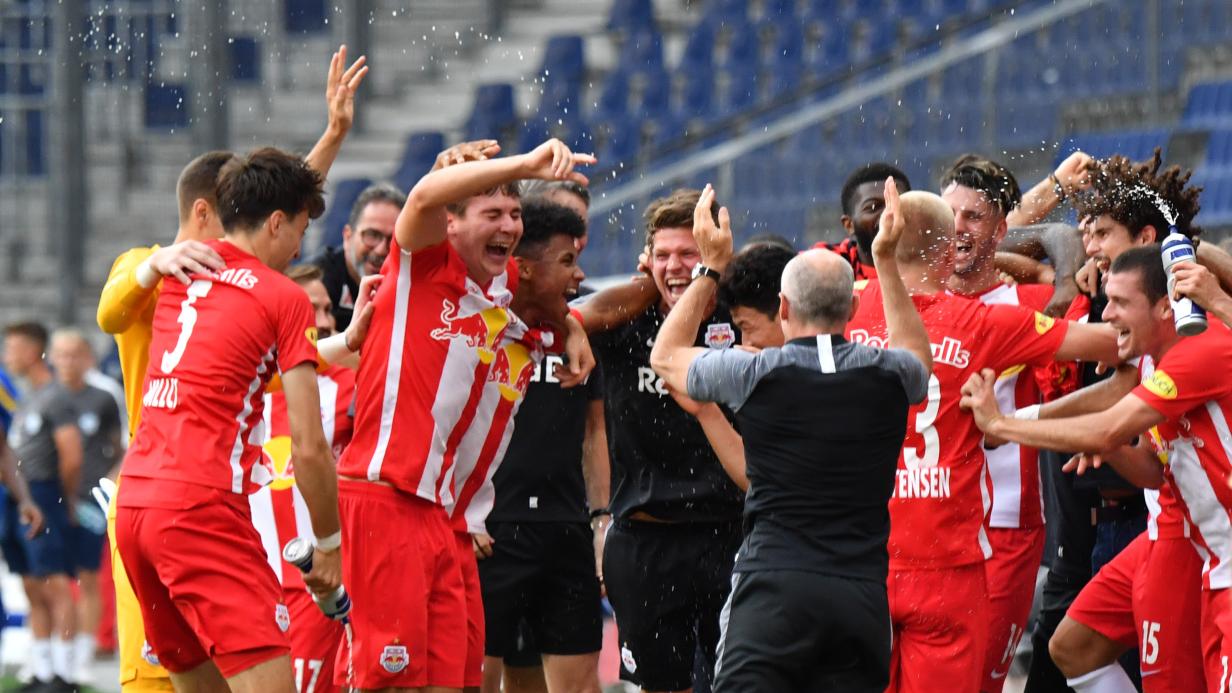 Fußball-Bundesliga: Salzburg Krönt Sich Erneut Zum Meister