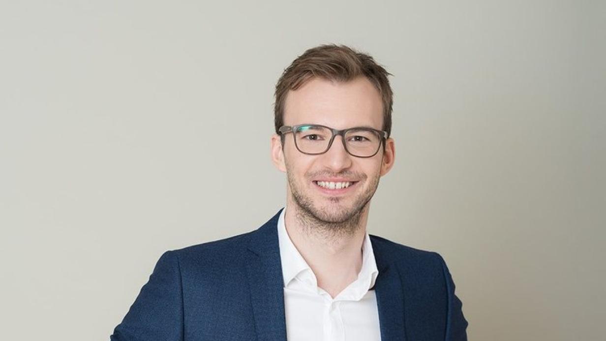 Buhmann In Der Kneipenlärm Fehde: Die Nacht, In Der Alles Kippte – Ich Würde Nur Gerne Schlafen War Nur Der Anfang! - kwupxxi