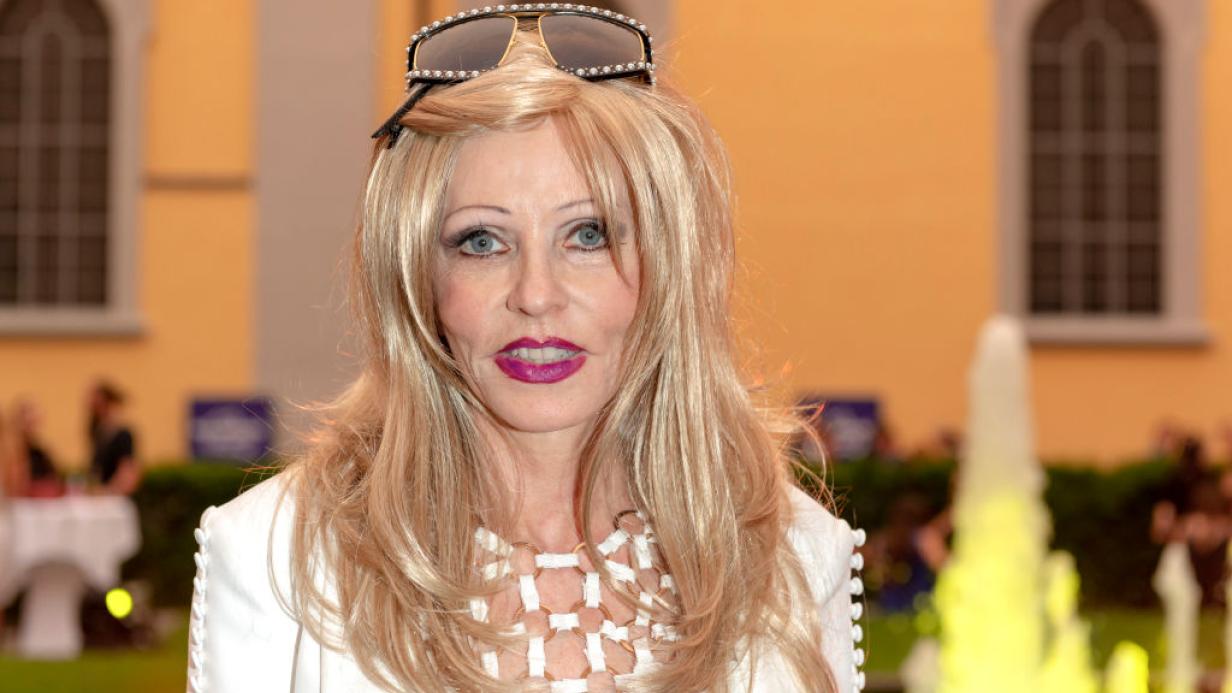 Deutsche SocietyLady Gisela Muth verstorben