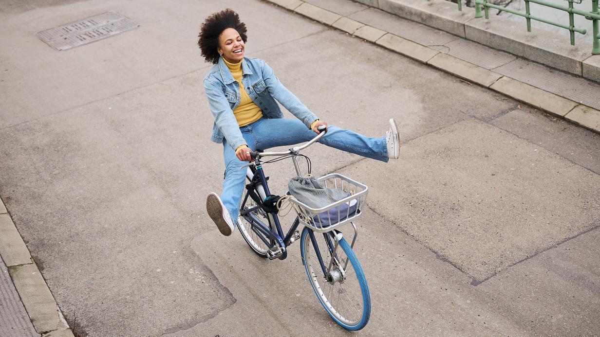 Neu in Wien Fahrrad wie eine Zeitung abonnieren kurier.at