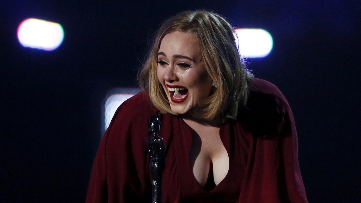 Adele Die wahren Hintergründe für ihren Zusammenbruch in Vegas?