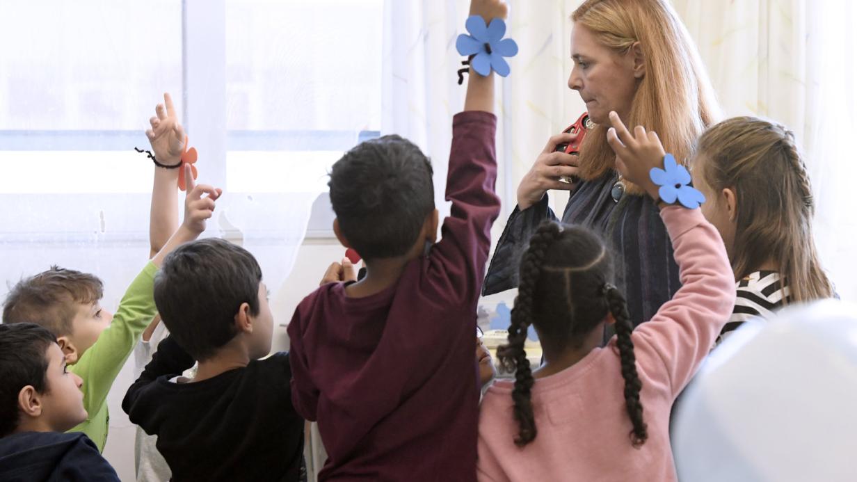 Deutschklassen Hälfte wechselt nach drei Semestern in Regelklasse
