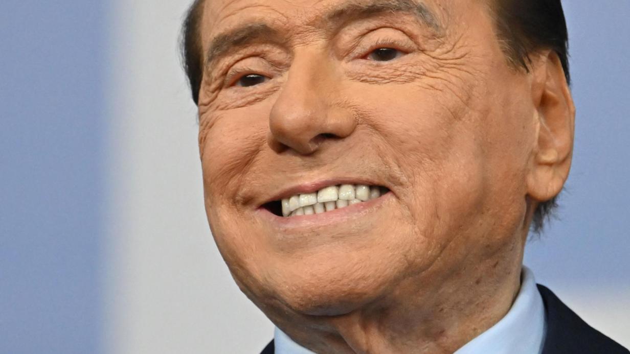 Alle Angeklagten Im Berlusconi Prozess Freigesprochen