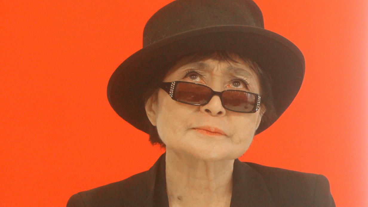 Yoko Ono wurde 90 Liebesbotschafterin und Hassfigur