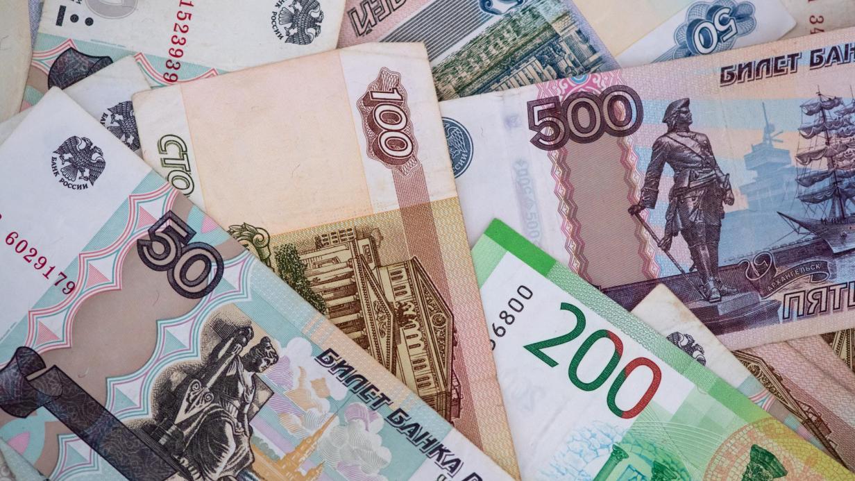 Zolldrohung Gegen Russland: Der Rubel Rollt Nicht Mehr – Das Ende Von Putins Macht? - 4kpunyp