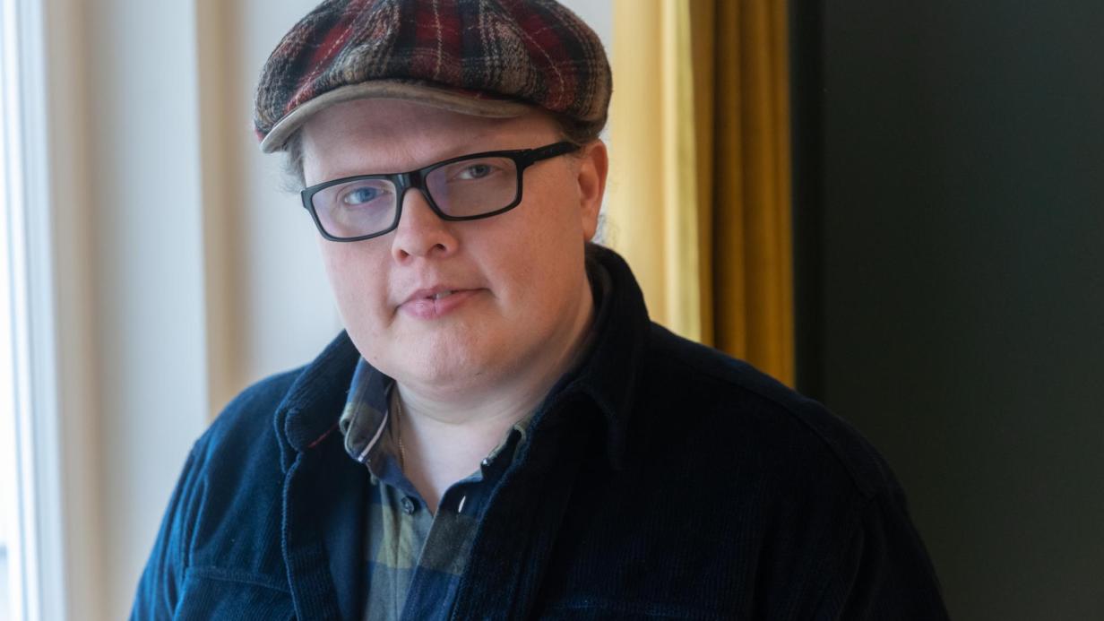 Markenzeichen weg: Angelo Kelly kehrt nach Pause mit neuer Frisur zurück | Kurier