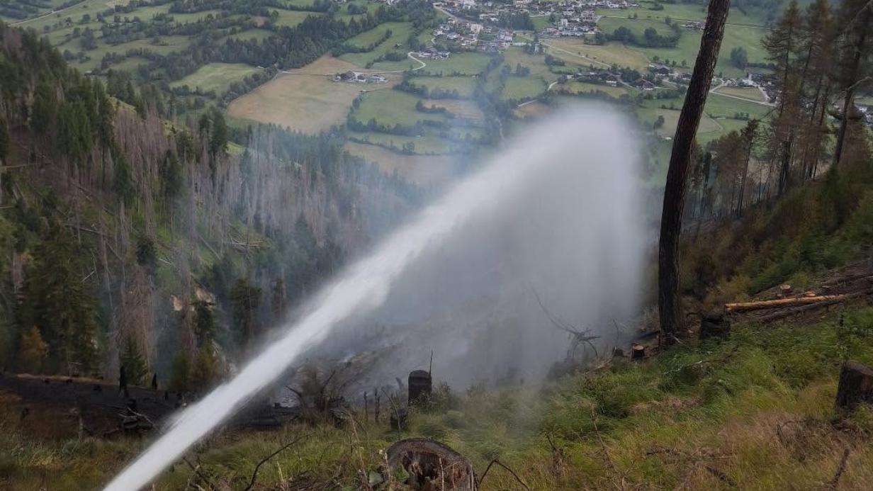 Letzte Glutnester beseitigt: „Brand aus“ bei Waldbrand in Osttirol