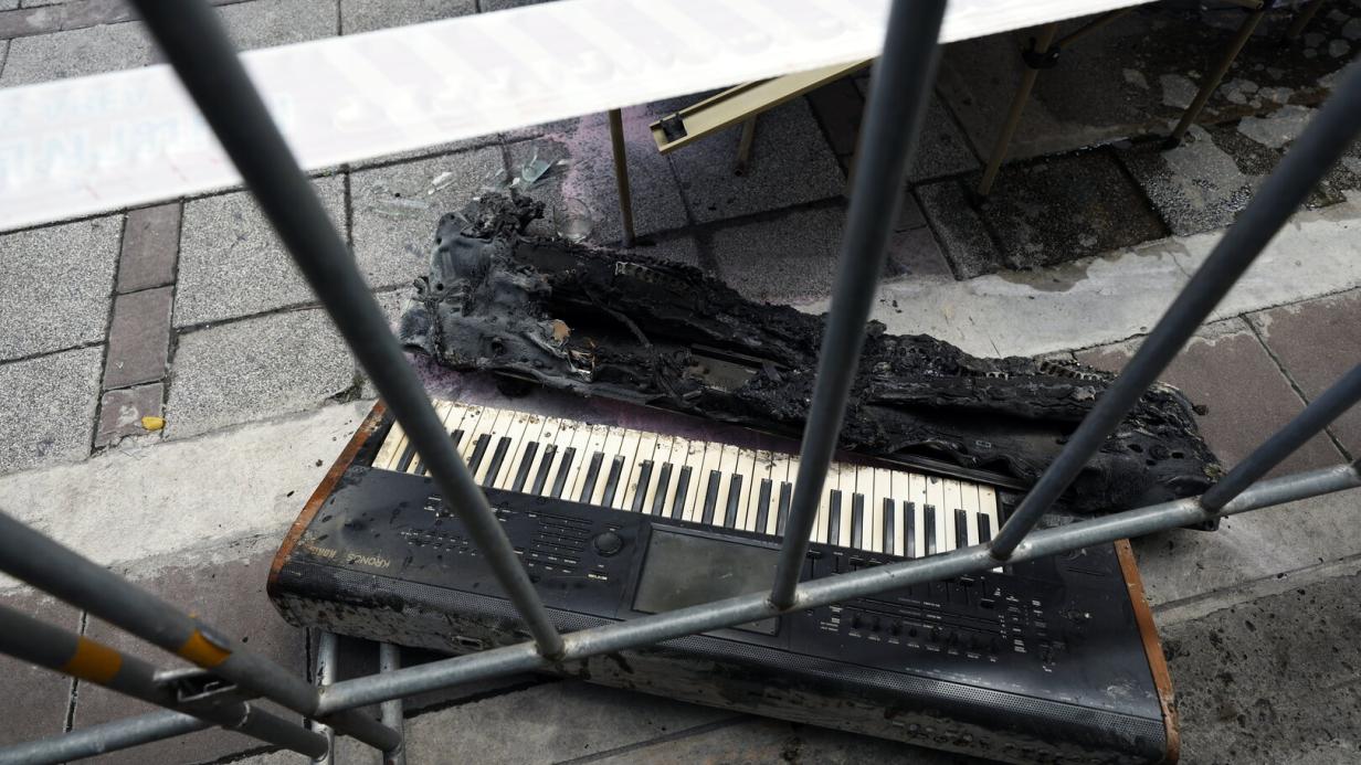Kurzschluss, Dekoration, blockierte Ausgänge: 27 Tote bei Pub-Brand in Bangkok