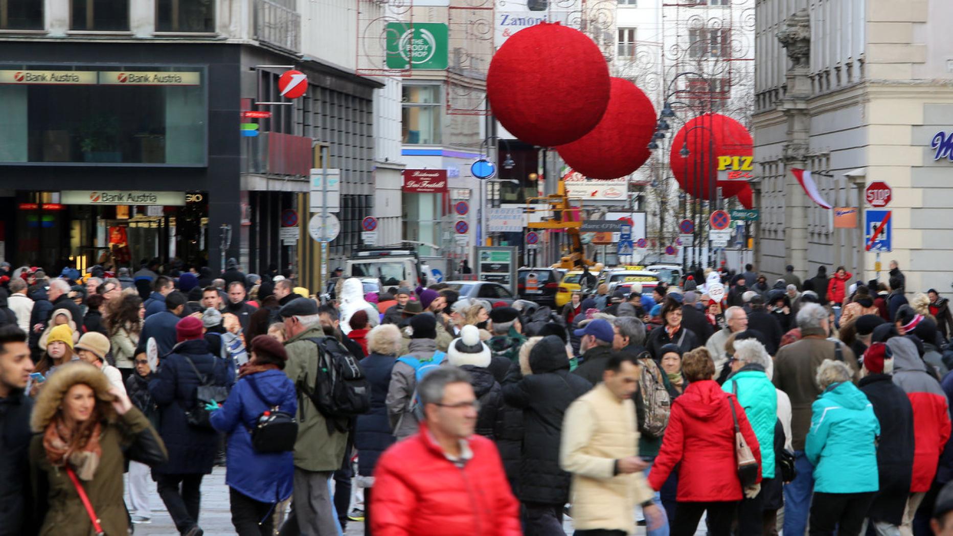 8. Dezember Fast alle Geschäfte haben am Feiertag offen