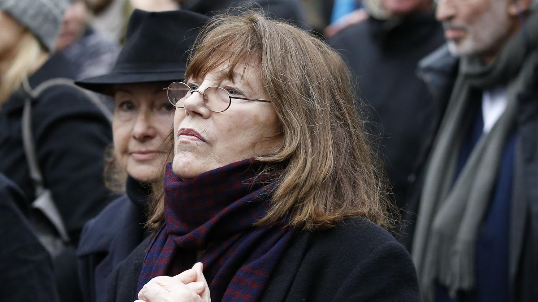 Jane Birkin (R) and her daughter Lou Doillon arriving fot the