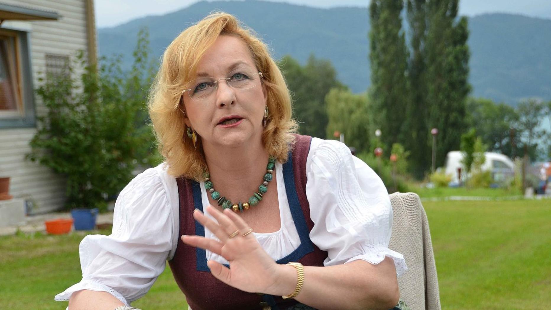 Partnersuche in seewalchen am attersee im 50plus-Treff. Jetzt kostenlos anmelden, Kontaktanzeige aufgeben und Singles aus seewalchen am attersee finden! Partnersuche in seewalchen am attersee - 50plus-Treff