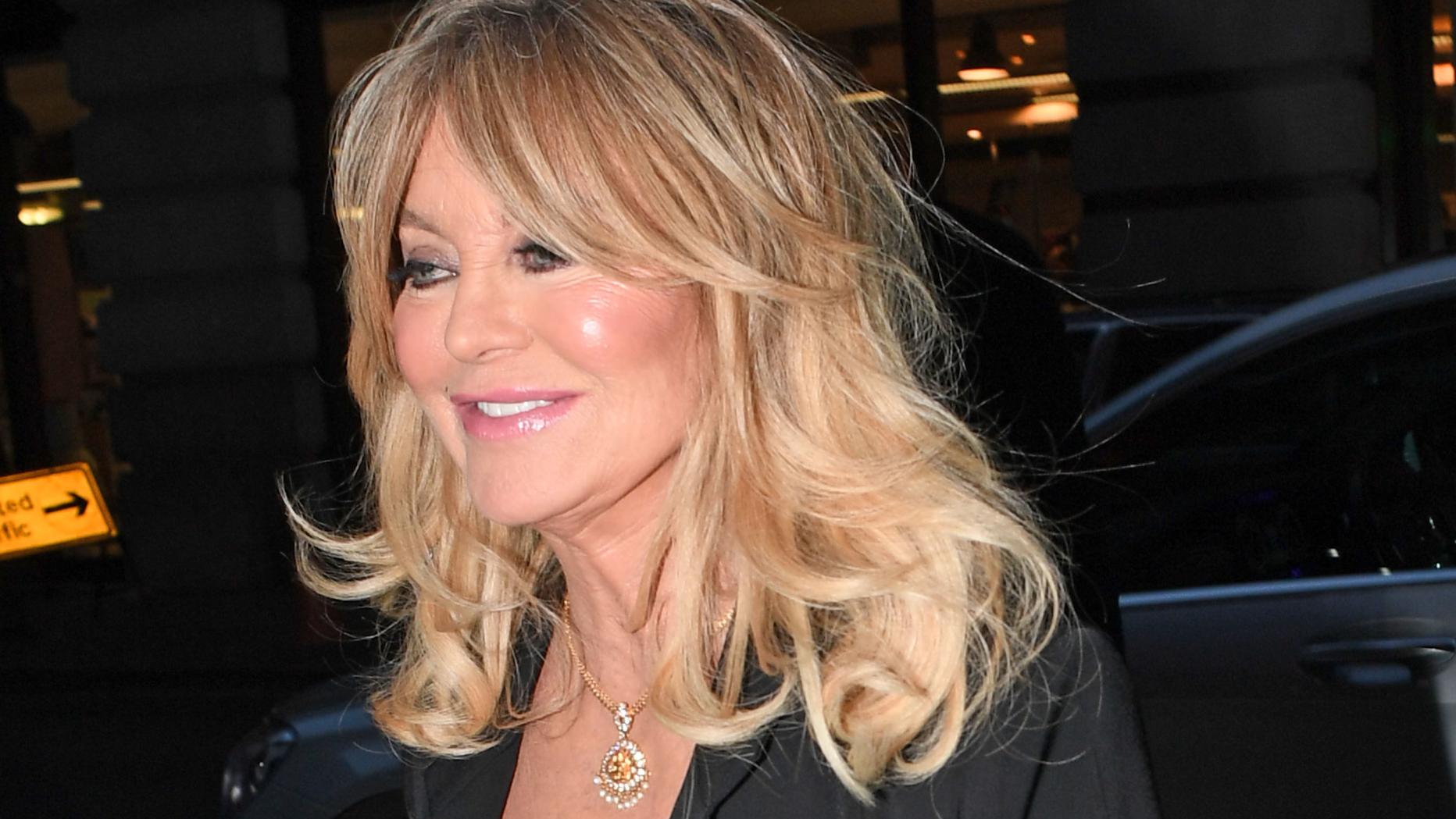 Goldie Hawn kommt frisch vom BeautyDoc