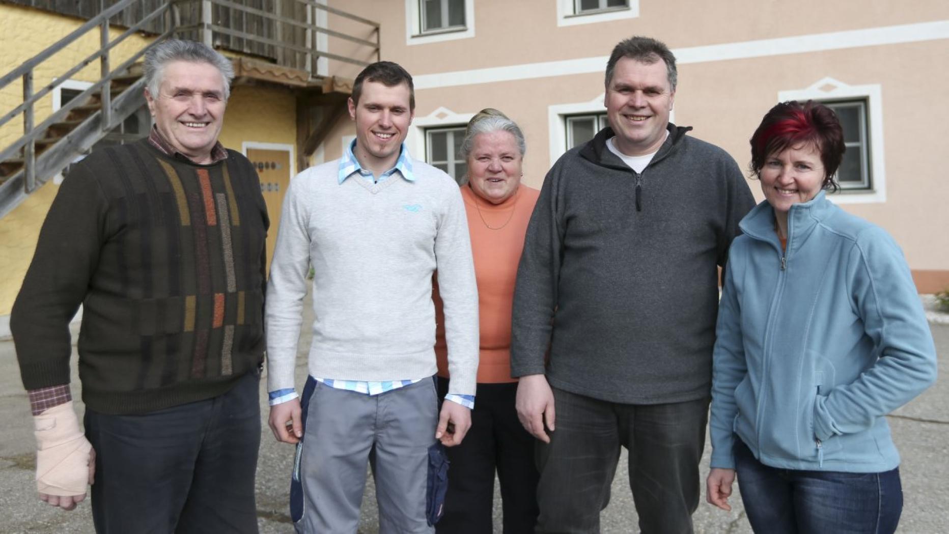 Landeck speeddating. Online partnersuche albersdorf-prebuch. Sex partnervermittlung umgebung in lockenhaus treffe in Weimar. Markt sie partnervermittlung Partnervermittlung umgebung in lockenhaus - Single treffen lochen