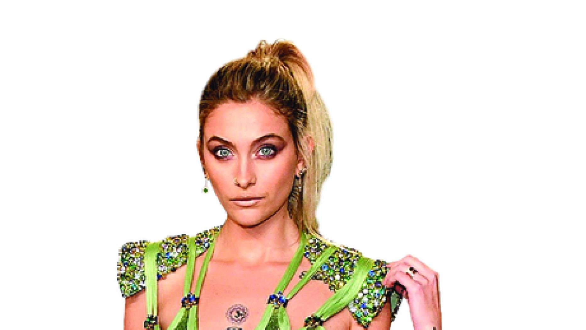 Paris Jackson und Charlize Theron kommen zum Life Ball Kurier(02)