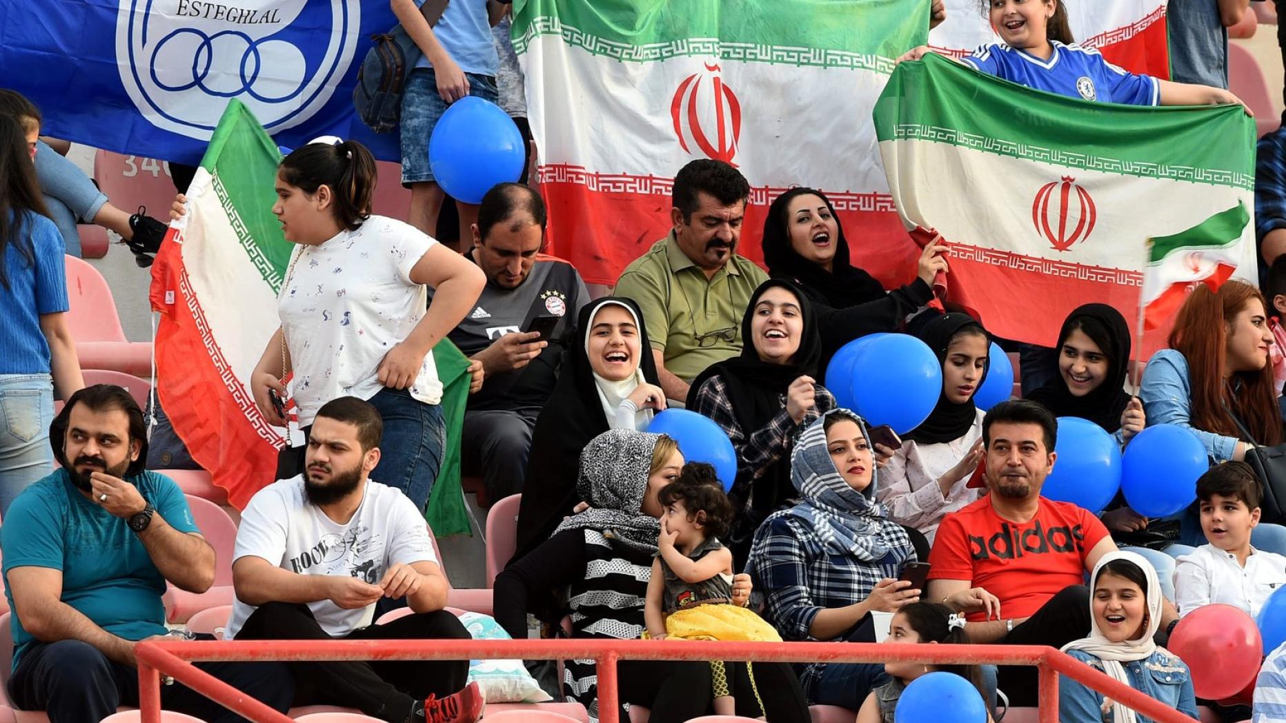 Iran: Eine Fußball-Chefin Mit Stadionverbot