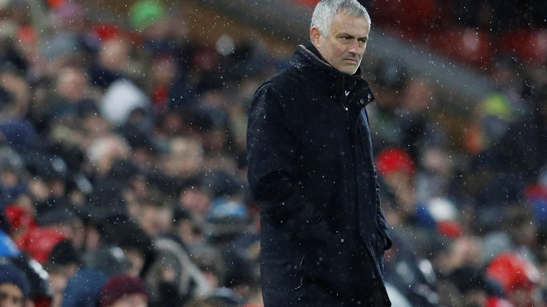 Manchester United Trennt Sich Von Star Trainer Mourinho Kurier At
