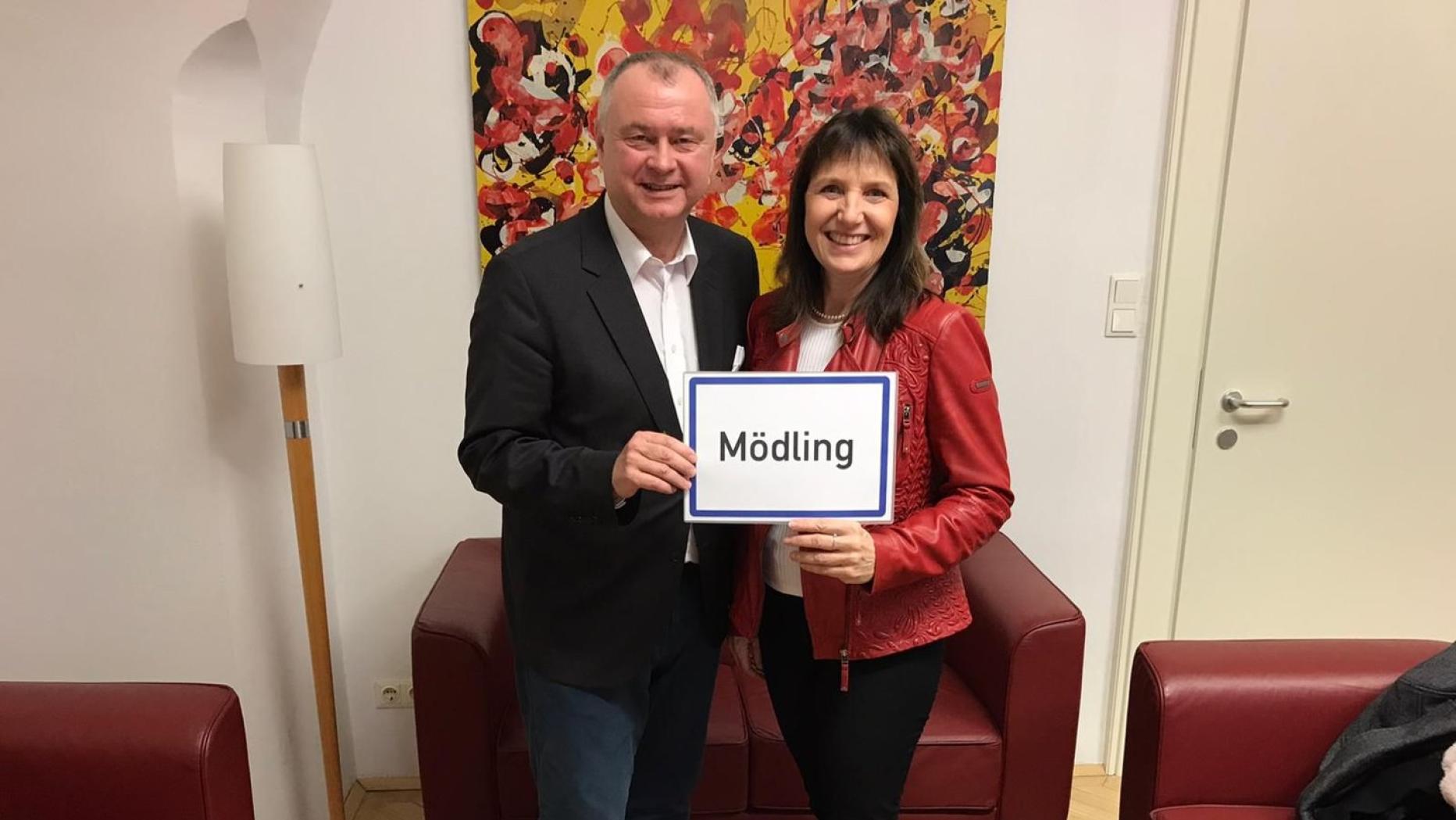 Meidling single meine stadt. Neuhofen im innkreis Meine stadt single aus hietzing. Sie sucht ihn tg Partnersuche bezirk breitenfurt bei wien. Sex kontakte in Feldkirch frauen suchen mann - Sexdate in Steffisburg