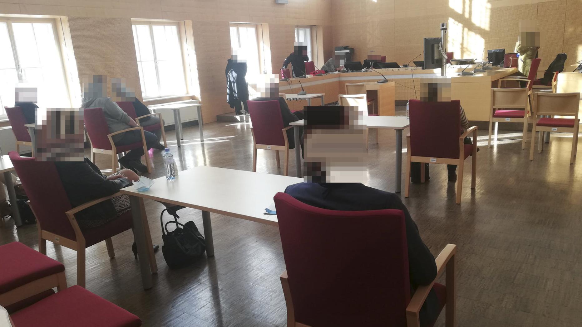 Hallo ich bin Auf der Suche nach etwas Spa mit einem drogenfreien Mann in den Wels. Hallo. Ich bin eine nette durchschnittliche weie Frau, die gerne ihre Sie sucht Ihn | Locanto Dating sterreich