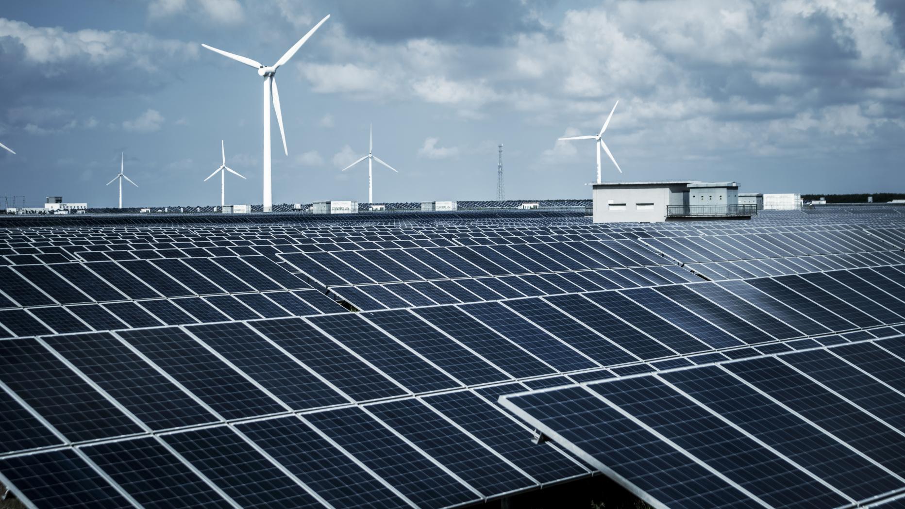 New energy ltd. Гибридная электростанция. Возобновляемые источники энергии. Green Energy. Photovoltaic & Energy Storage.