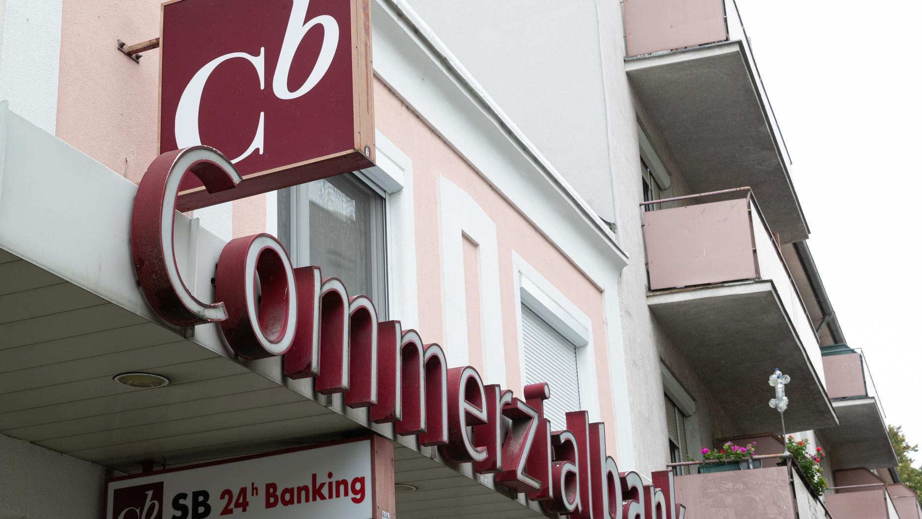 Commerzialbank Nationalbank wehrt sich