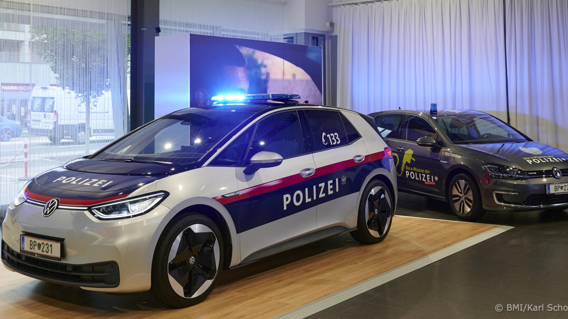 Elektroautos für die Polizei: Elektrifizierung mit Zweifeln | kurier.at