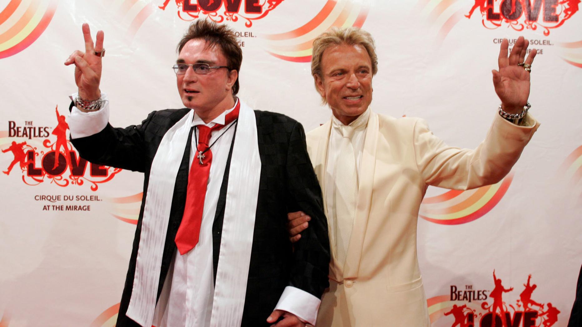 Siegfried & Roy Was jetzt nach ihrem Tod mit ihren Tigern passiert