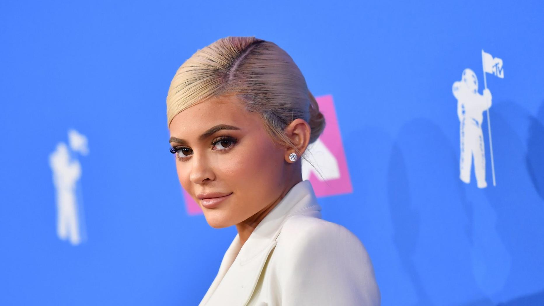 Wohnen wie Kylie Jenner Poppige Möbel für gute Laune