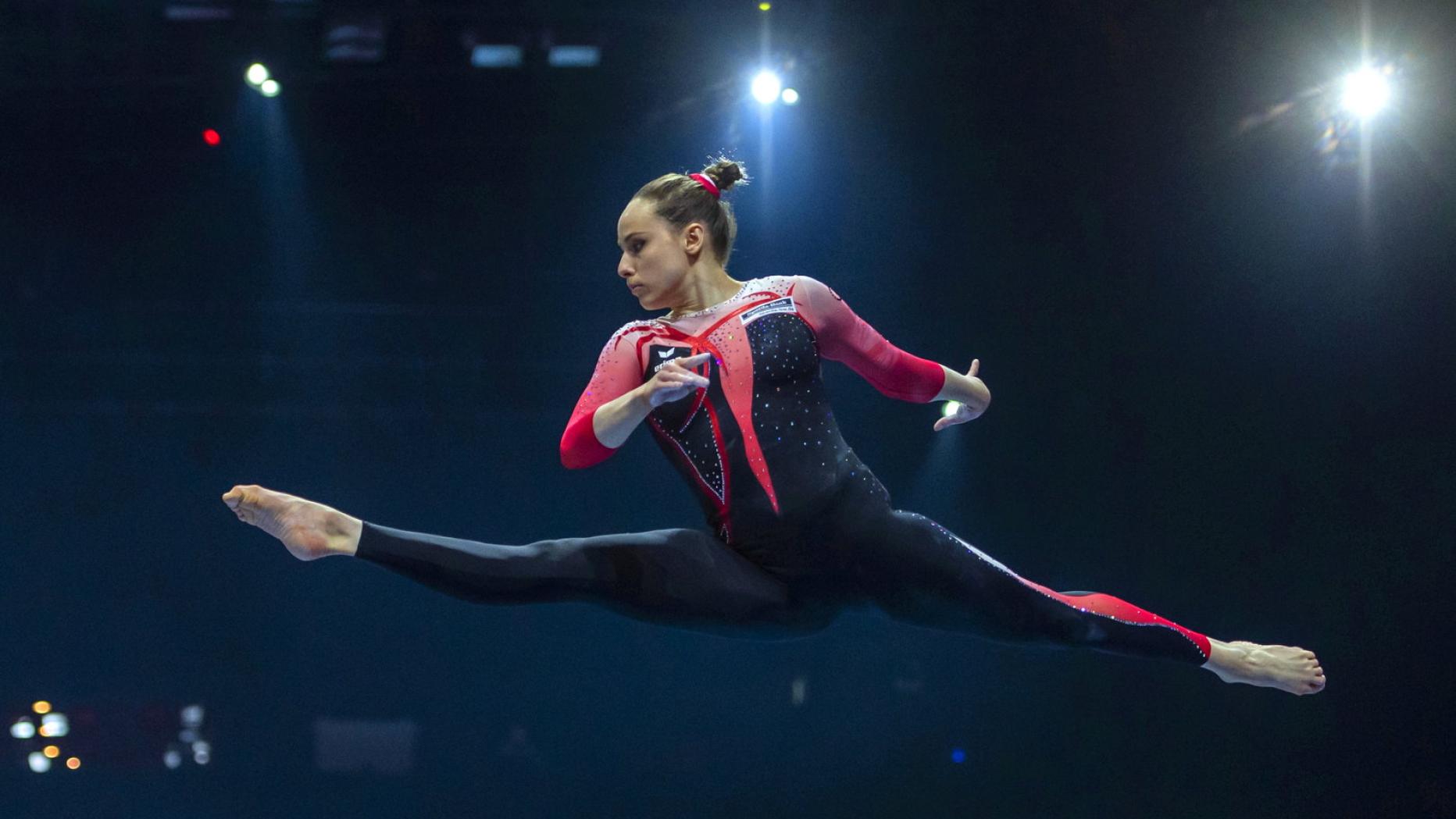 олимпиада 2020 спортивная гимнастика женщины. немки гимнастки. немецкие гимнастки. сара восс чемпионат европы 2021. немецкая гимнастка сара восс.