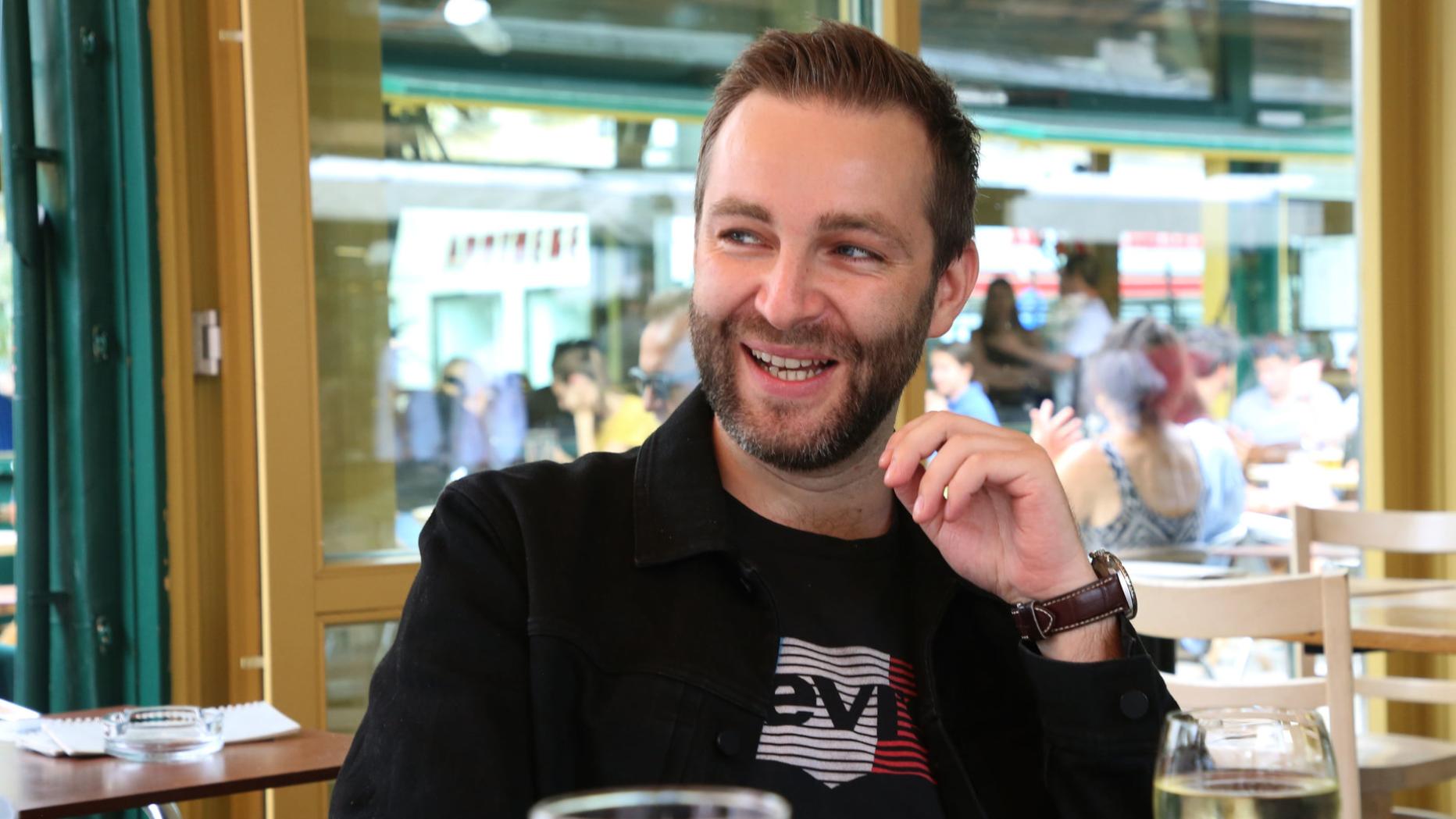 Sänger Josh hat heimlich geheiratet