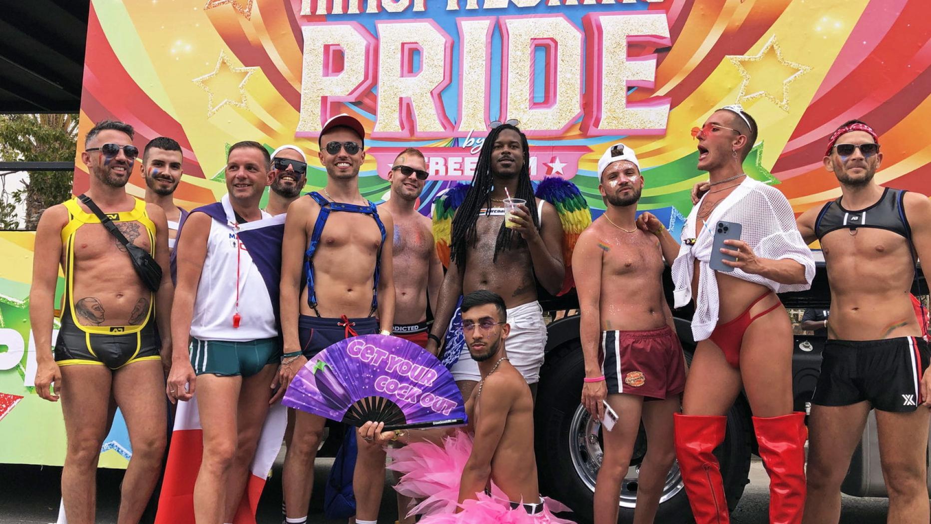 когда прошел гей парад на украине фото 103