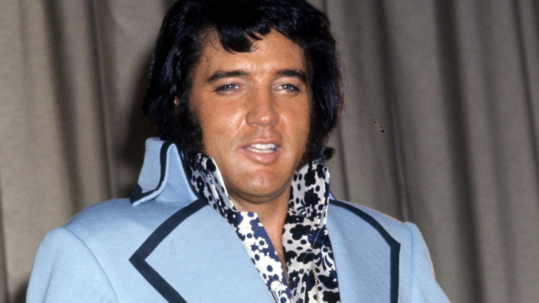 Der King Regiert Noch Immer Vor 45 Jahren Starb Elvis Presley 3315