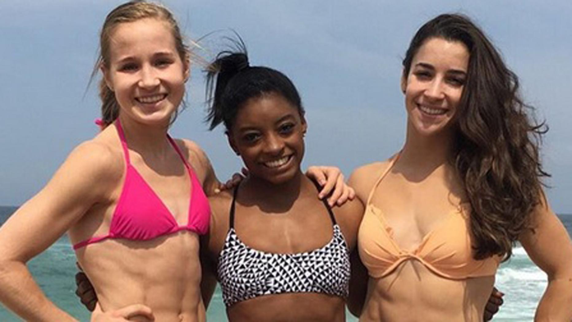 Black Teens In Bikinis