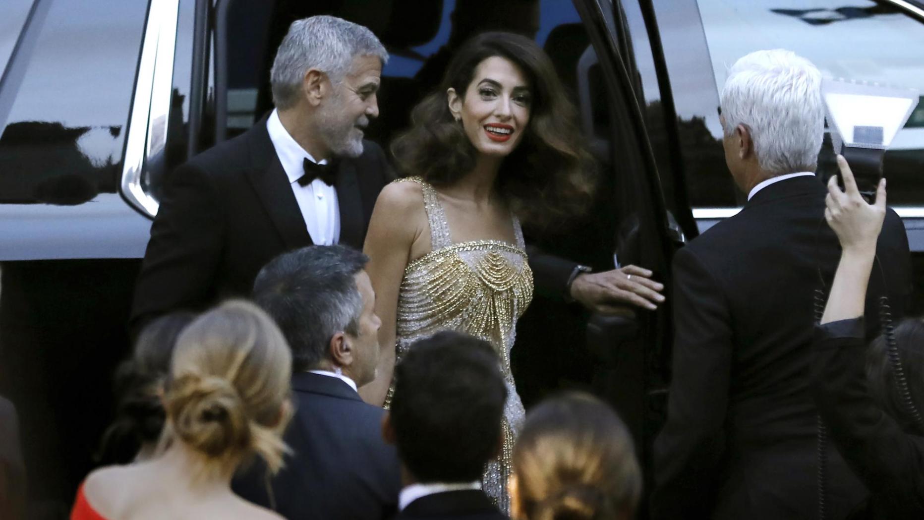 WowAuftritt Amal Clooney definiert Glamour neu