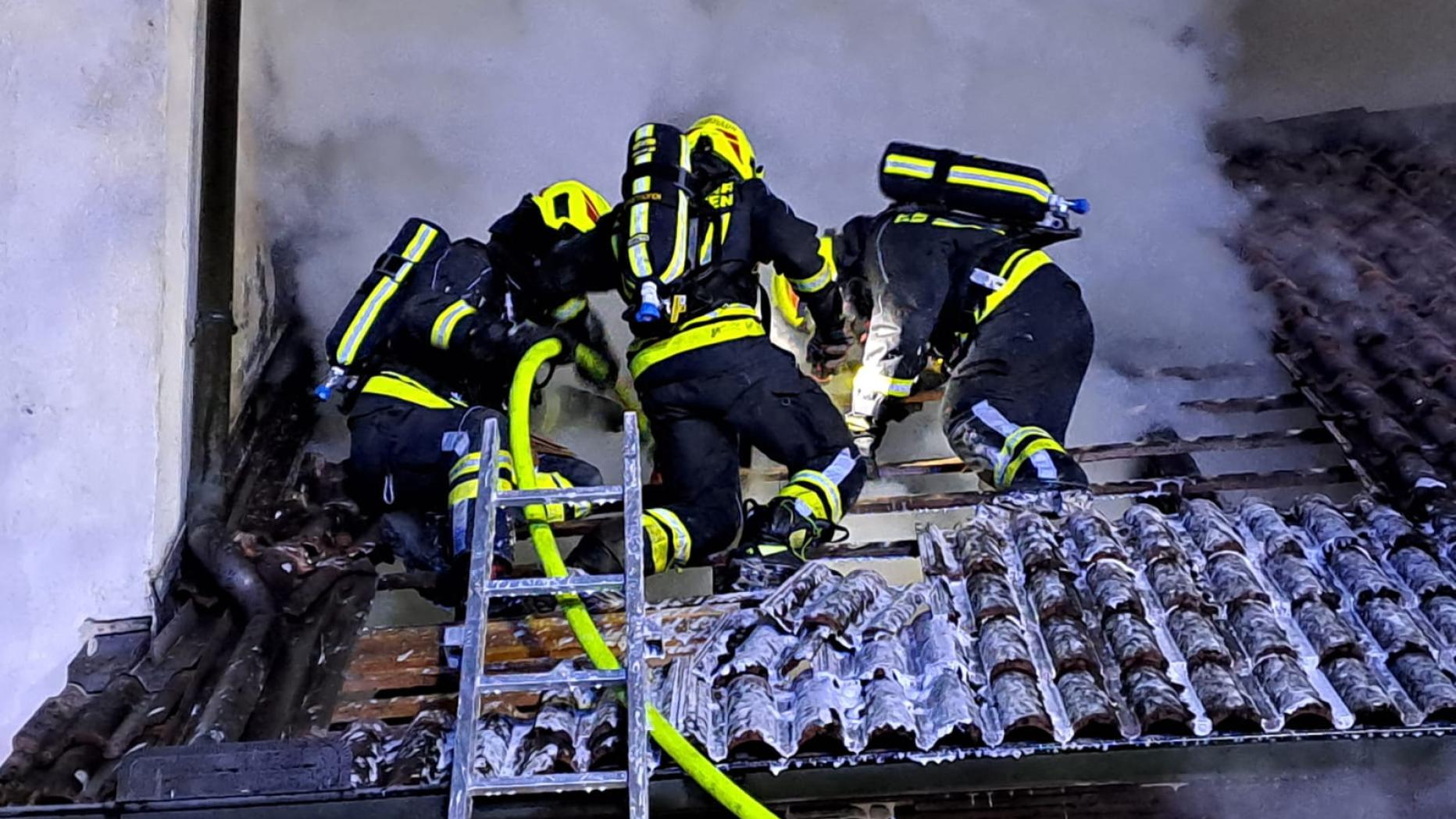 Wohnhausbrand In Amstetten: Hausbesitzer Legte Feuer Und Beging Suizid