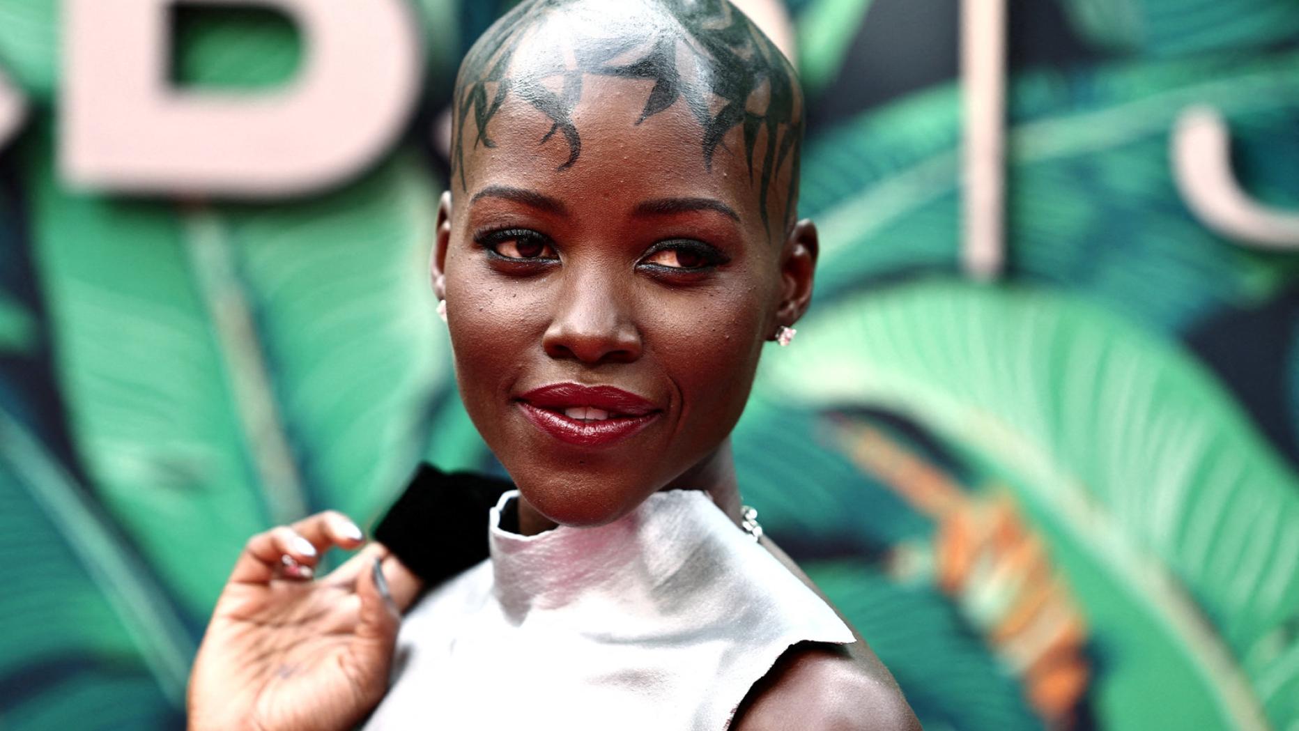 Nackt-Look: Lupita Nyong'os Aufreger-Outfit bei den Tony Awards | Kurier