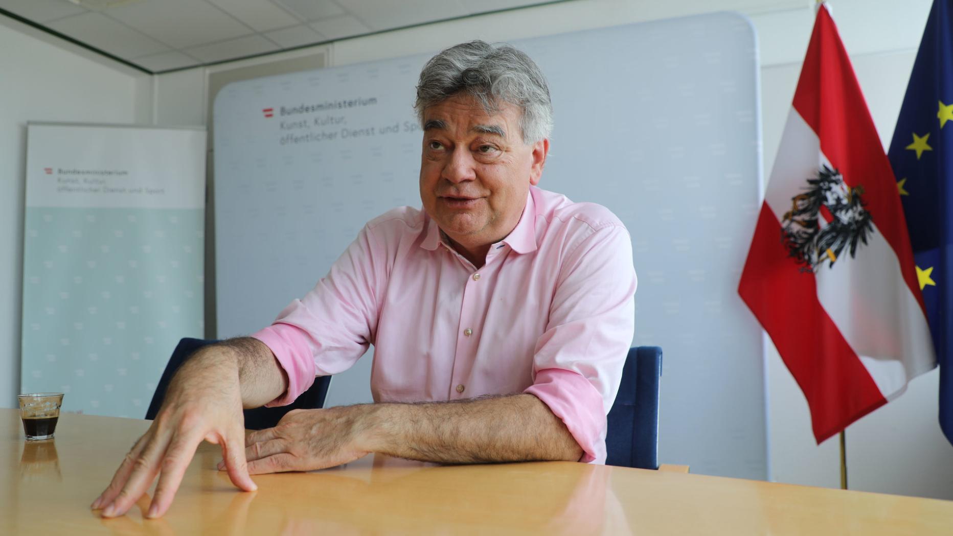 Werner Kogler Sich festkleben ist 