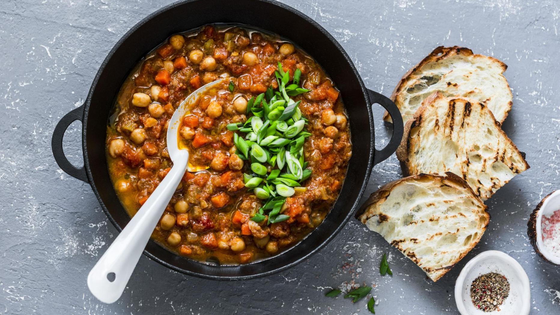 Vegan durch den Jänner - Melanzani-Erdnuss-Eintopf