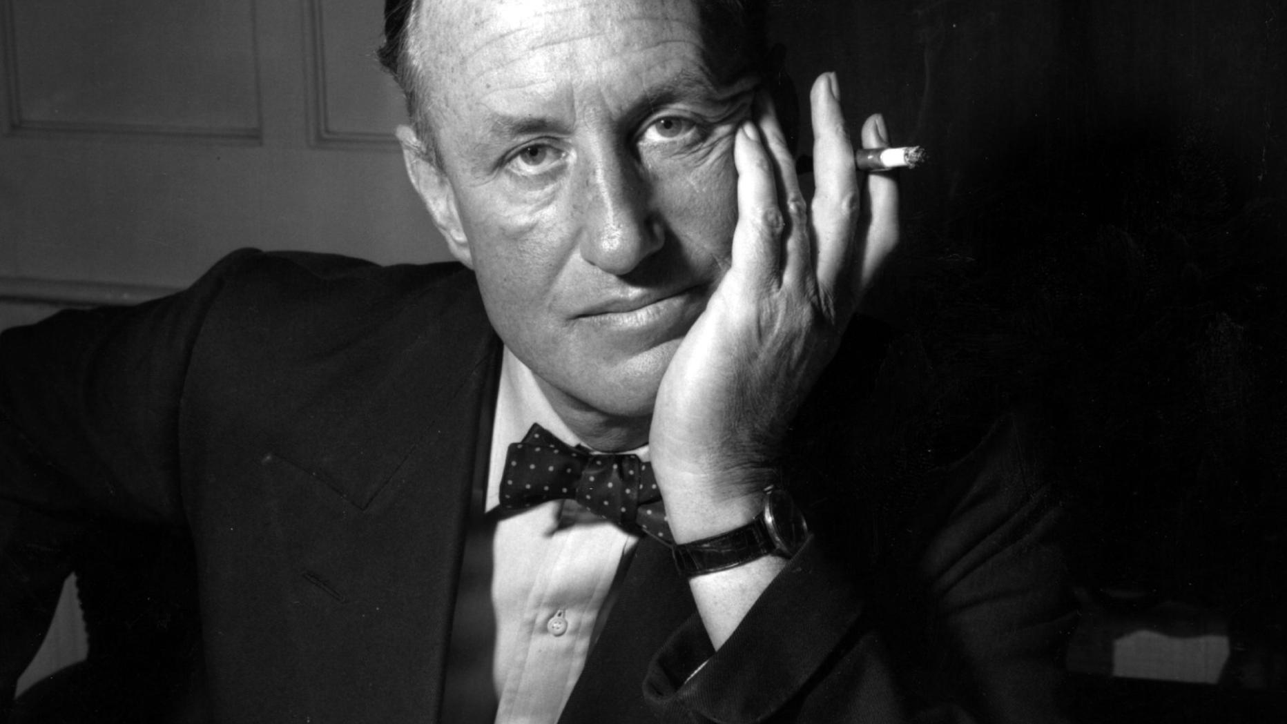 Ian fleming. Йен Флеминг.