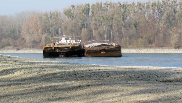 Dritter Unfall mit gesunkenem Schotterschiff