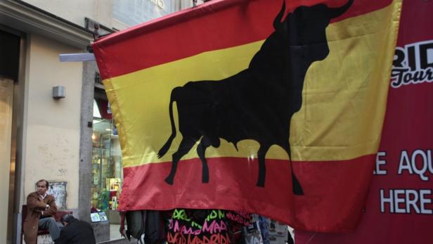 1321534018.jpg Spanien schlittert tiefer in Schuldenkrise