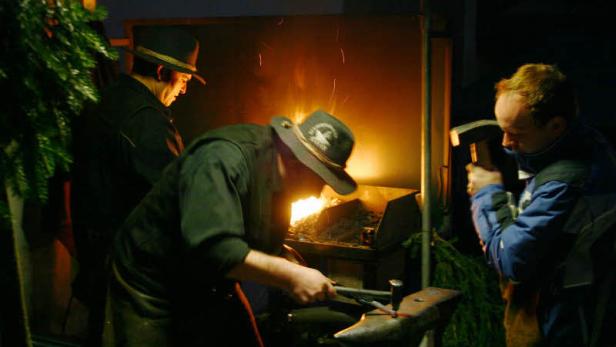 1321549201492180.jpg Handwerkskunst zur Einstimmung auf den Advent