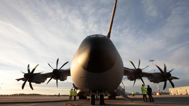 Ground staff prepare Airbus A400M military transpo
