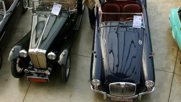 Immer mehr Menschen kaufen sich alte Autos nicht mehr nur aus nostalgischen Gründen sondern als Geldanlage.