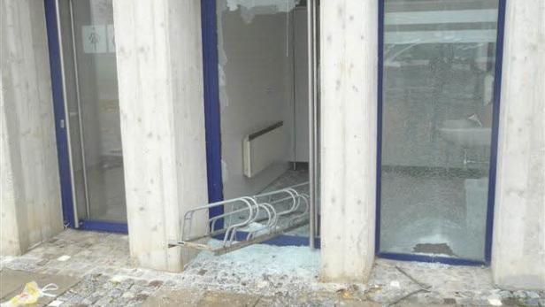1321637401374270.jpg Halloween: Leobersdorfer Polizei forscht jugendliche Vandalen aus